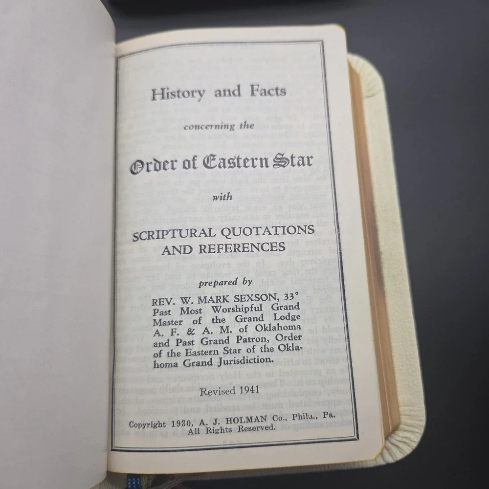 Vintage KJV Small Holy Bible Order of the Eastern Star OES Masonic LN In Box